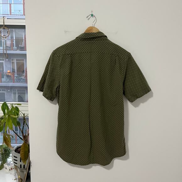 Front Street Men's Green Embroidered Button Up Short Sleeve Top Size XL - Picture 5 of 5